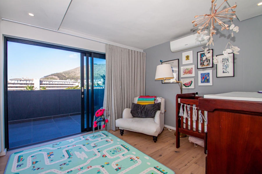 2 Bedroom Property for Sale in Sea Point Western Cape